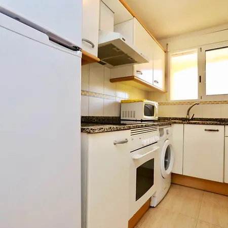 Modern In With Shared Pool Denia